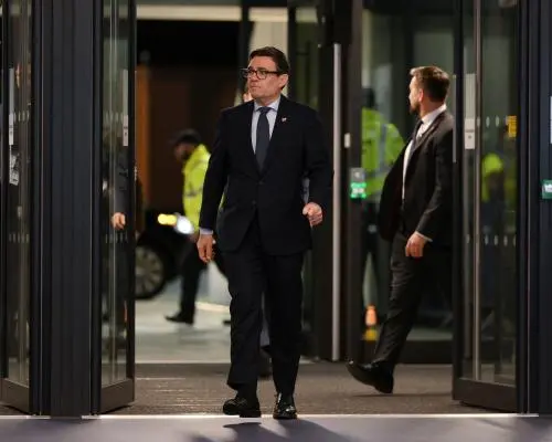 Summit la Glasgow: Liderii regionali cer mai multă putere față de centru