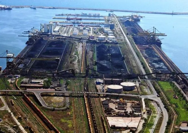 Grevă generală la Oil Terminal: Aprovizionarea cu carburanți a României este în pericol major