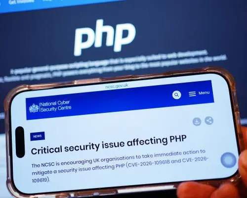 Defect major în PHP: milioane de site-uri expuse la atacuri globale