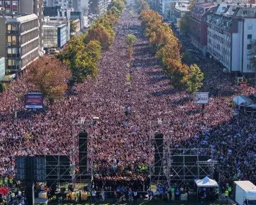 Lista Studenților, coaliție fără lider, devine provocare majoră pentru Serbia înainte de vot